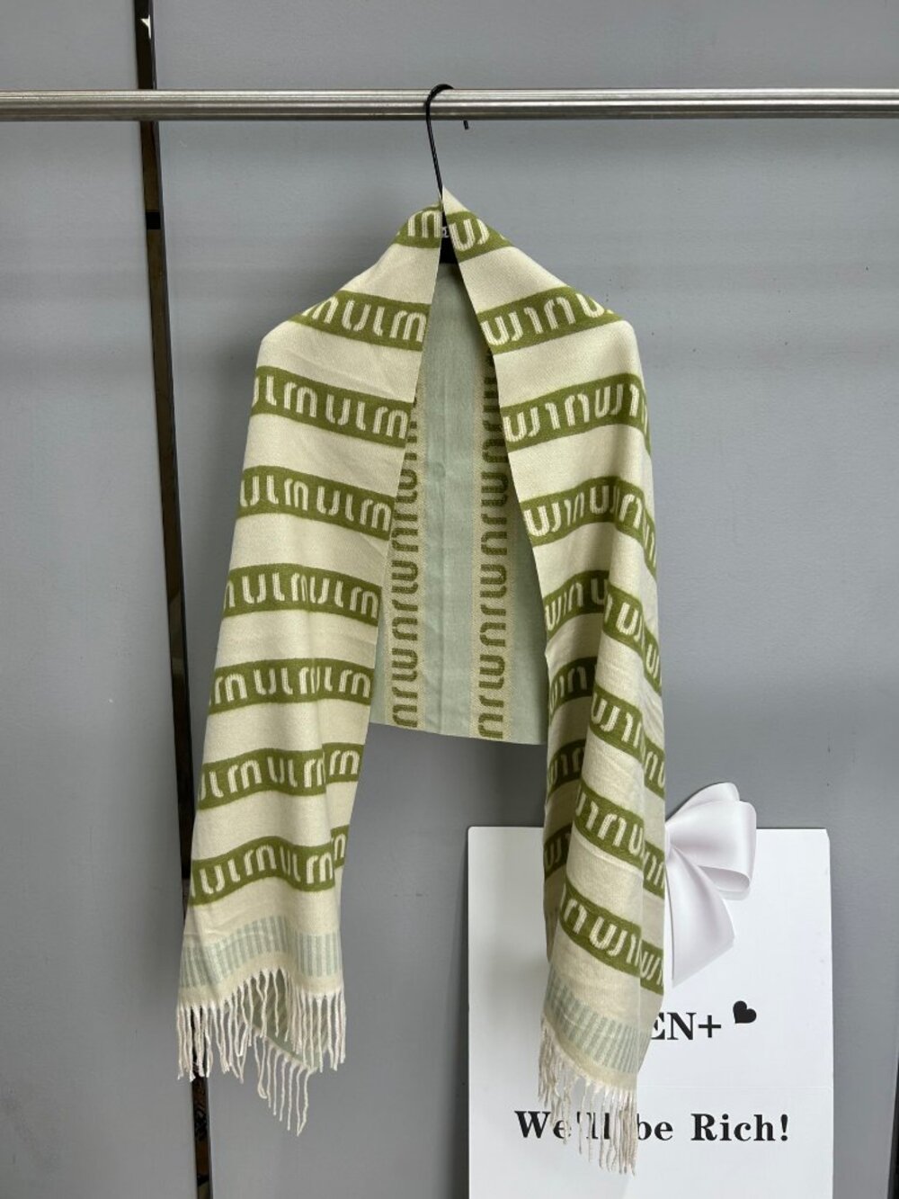 😙Miu Miu😙 Striped Neck Warmer/Shawl